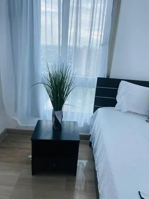 アパート Malecon Vista Mar Habitacion Privada Larimar, サントドミンゴ