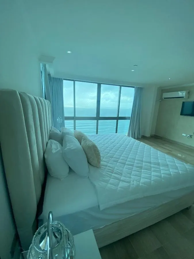 アパート Malecon Vista Mar Habitacion Privada Larimar, サントドミンゴ ドミニカ共和国